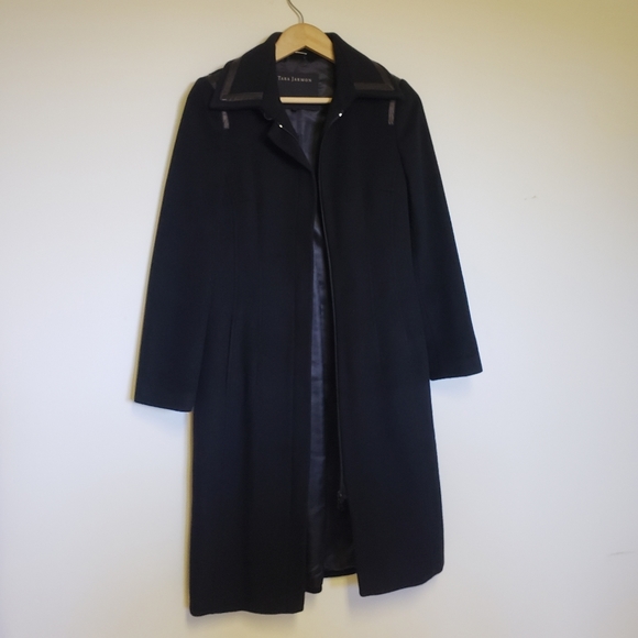 Tara Jarmon 36 Wool/Cashmere* Trench Coat Black Contrasting Faux Leather Trim - Picture 3 of 16